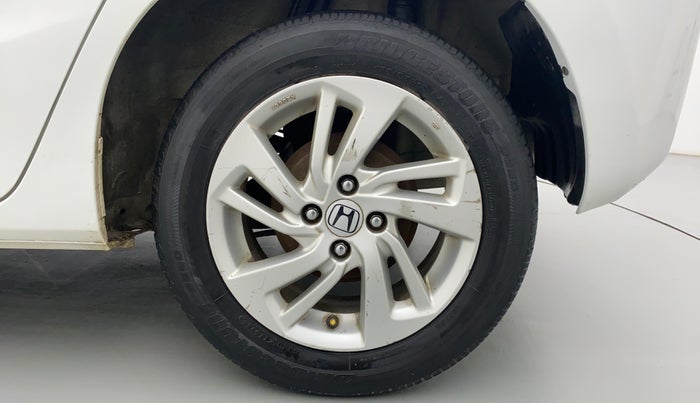 2015 Honda Jazz 1.2 V AT, Petrol, Automatic, 43,044 km, Left Rear Wheel