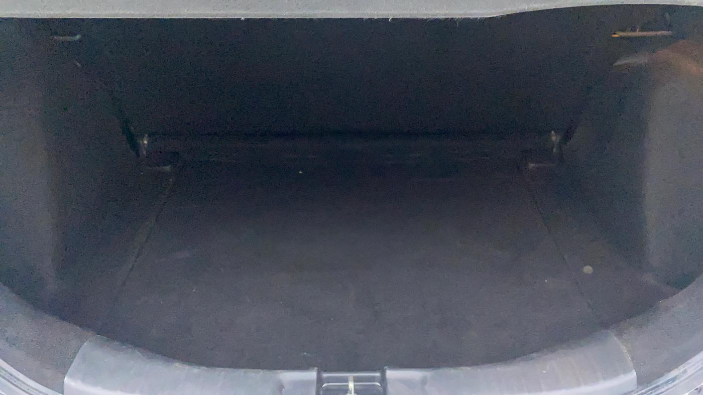2015 Honda Jazz 1.2 V AT, Petrol, Automatic, 43,044 km, Boot Inside