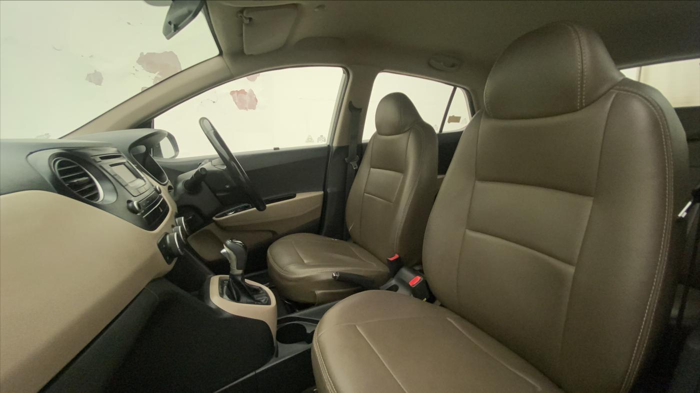 2014 Hyundai Grand i10 ASTA AT 1.2 KAPPA VTVT, Petrol, Automatic, 68,805 km, Right Side Front Door Cabin