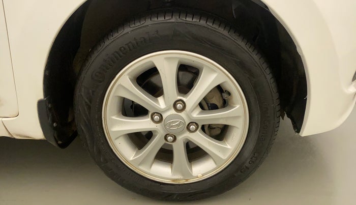 2014 Hyundai Grand i10 ASTA AT 1.2 KAPPA VTVT, Petrol, Automatic, 68,805 km, Right Front Wheel