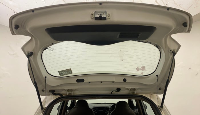2014 Hyundai Grand i10 ASTA AT 1.2 KAPPA VTVT, Petrol, Automatic, 68,805 km, Boot Door Open