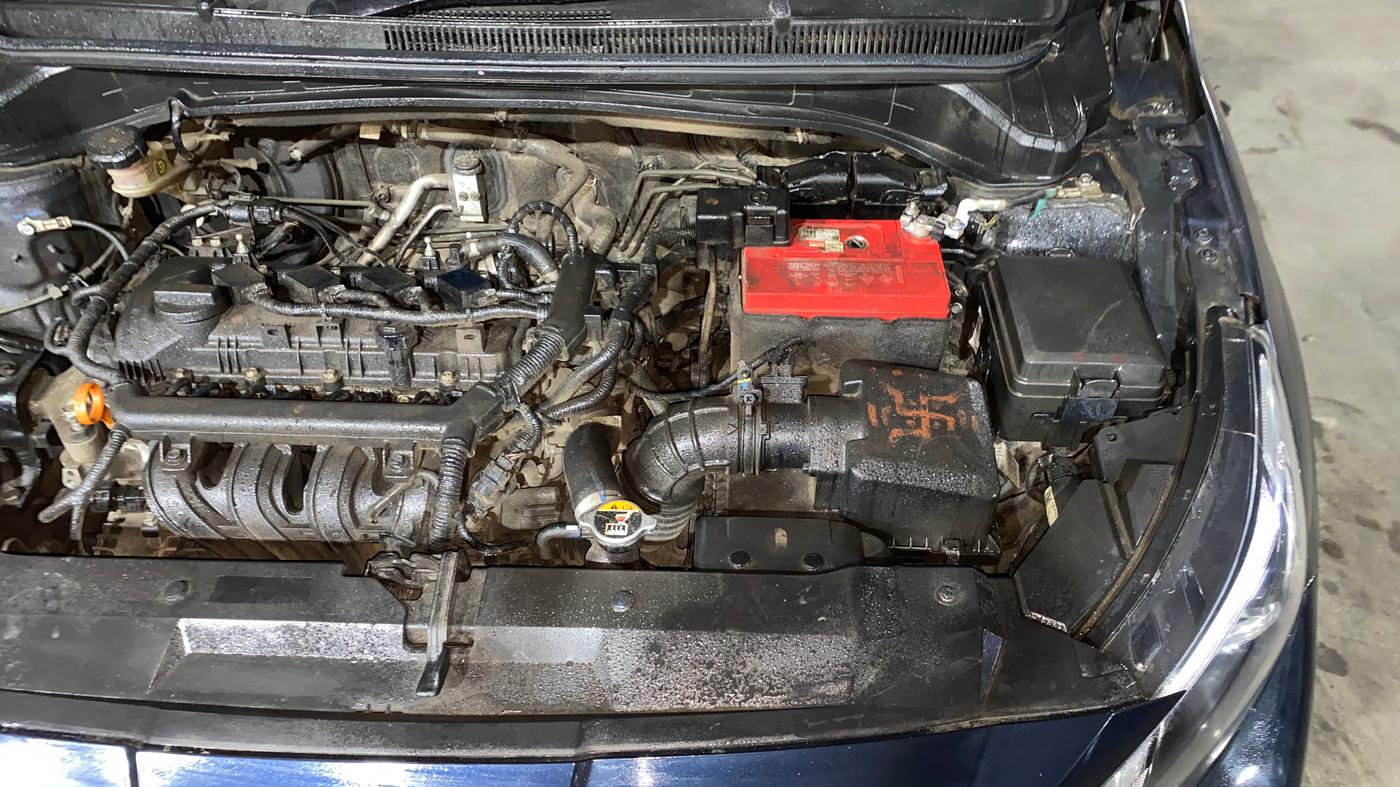 2023 Hyundai NEW I20 ASTA (O) 1.2 AT, Petrol, Automatic, 30,464 km, Engine View - Left