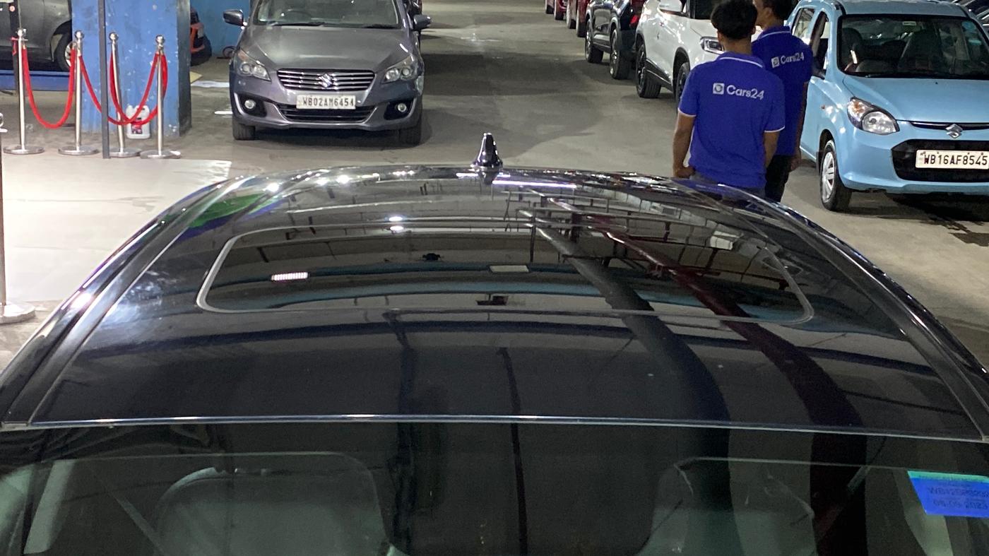 2023 Hyundai NEW I20 ASTA (O) 1.2 AT, Petrol, Automatic, 30,464 km, Moonroof/ Sunroof