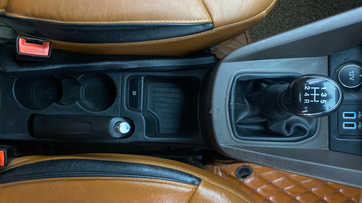 2019 Ford FREESTYLE TITANIUM PLUS 1.2 PETROL, Petrol, Manual, 58,390 km, Gear Lever