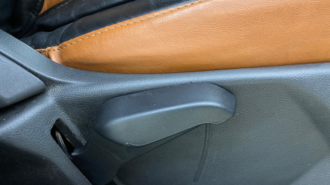 2019 Ford FREESTYLE TITANIUM PLUS 1.2 PETROL, Petrol, Manual, 58,390 km, Driver Side Adjustment Panel