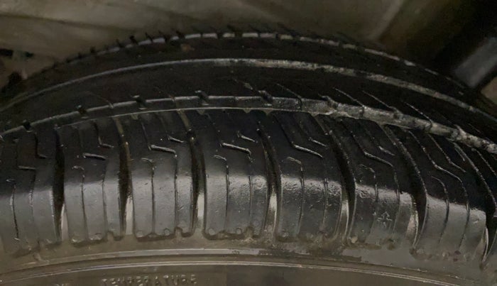 2022 Maruti New Wagon-R LXI CNG 1.0, CNG, Manual, 33,234 km, Left Rear Tyre Tread