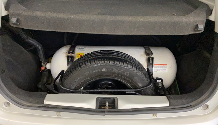 2022 Maruti New Wagon-R LXI CNG 1.0, CNG, Manual, 33,234 km, Boot Inside
