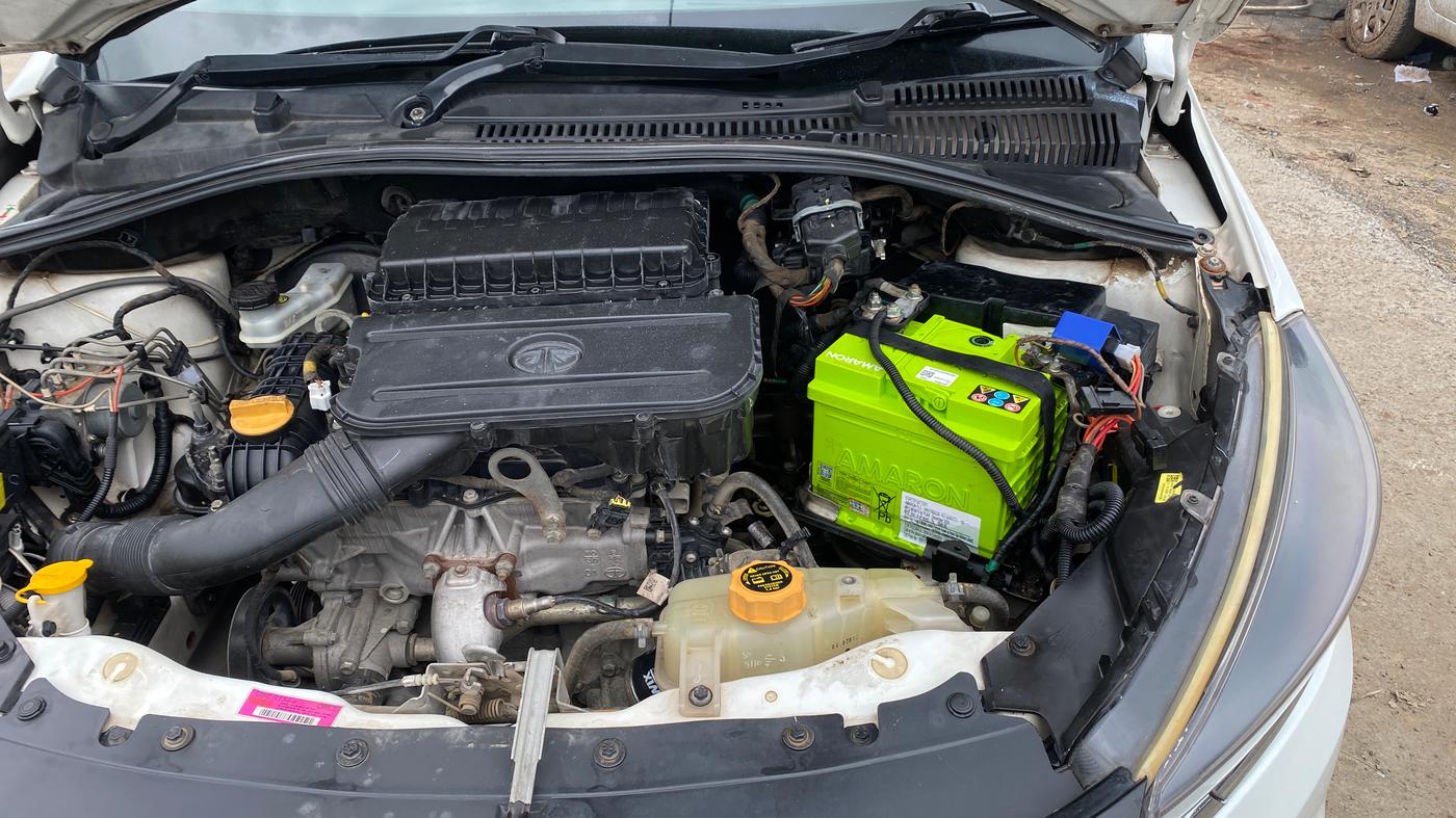 2020 Tata Tiago XZ PLUS DUAL TONE PETROL, Petrol, Manual, 77,631 km, Engine View - Left