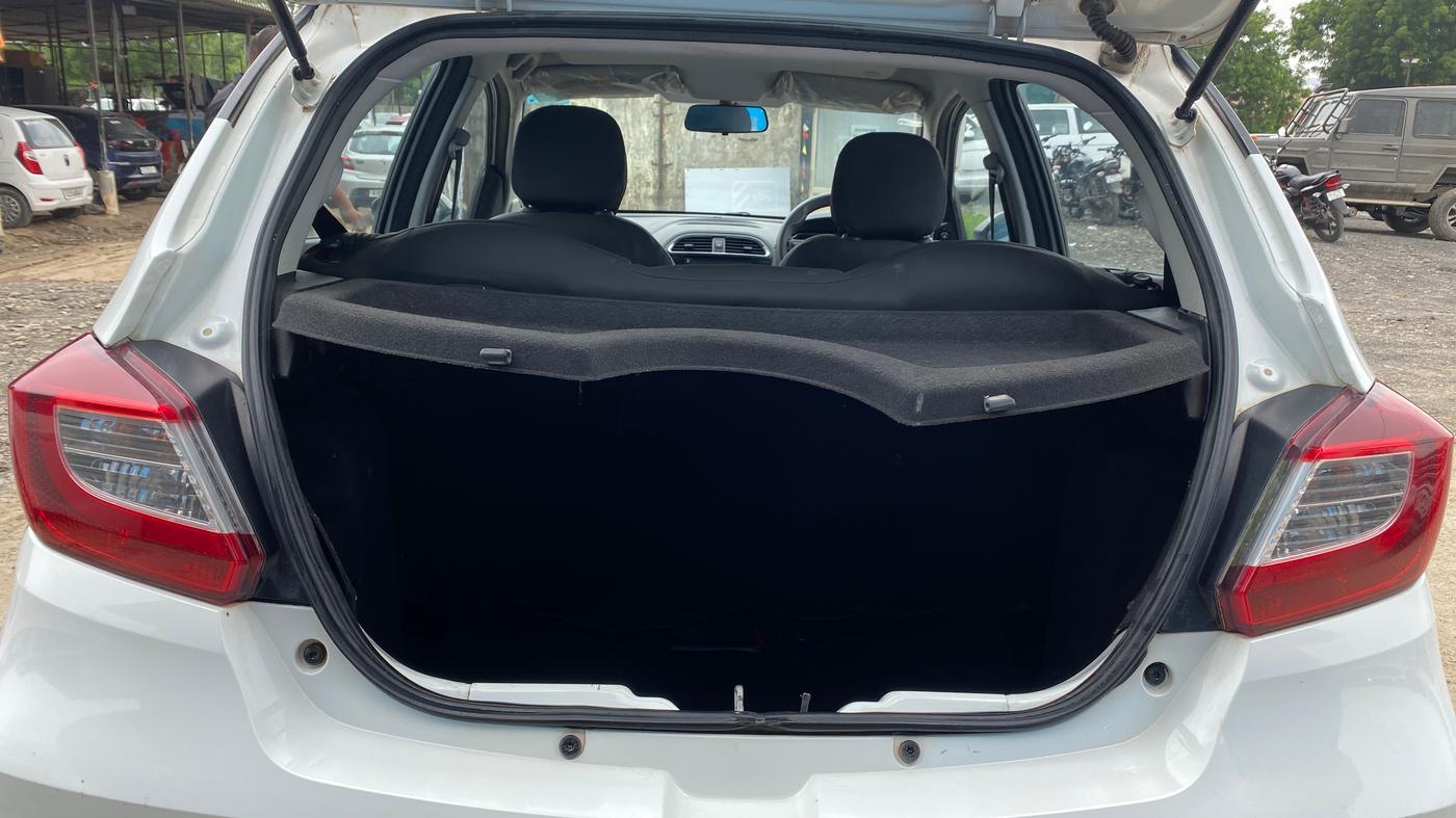 2020 Tata Tiago XZ PLUS DUAL TONE PETROL, Petrol, Manual, 77,631 km, Boot Inside