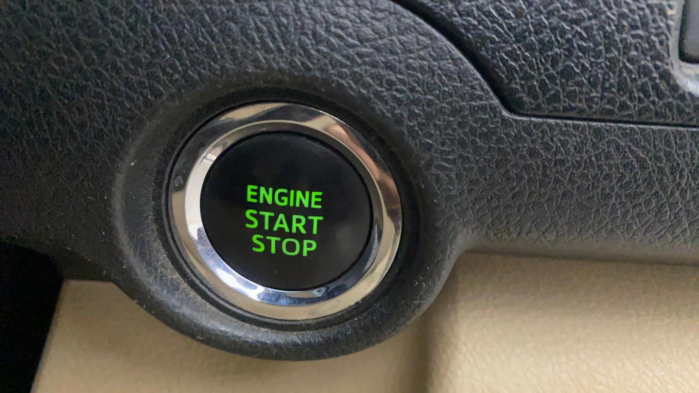 2012 Toyota Camry 2.5L AT, Petrol, Automatic, 67,081 km, Keyless Start/ Stop Button