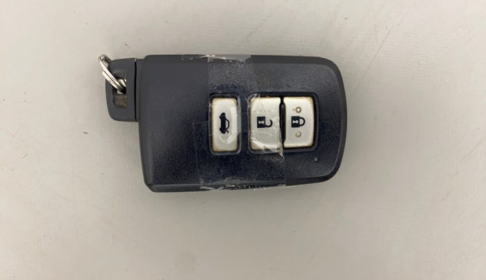 2012 Toyota Camry 2.5L AT, Petrol, Automatic, 67,081 km, Key Close Up