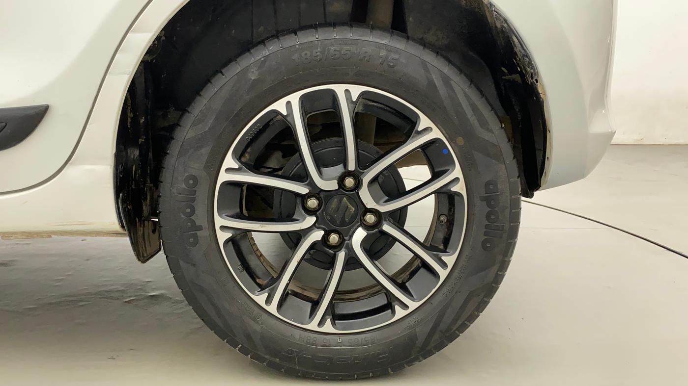 2022 Maruti Swift ZXI PLUS, Petrol, Manual, 25,883 km, Left Rear Wheel