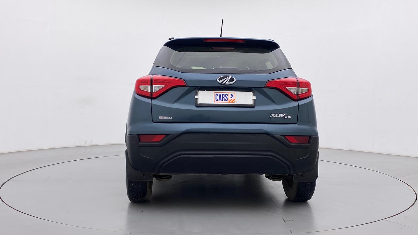 2022 Mahindra XUV300 W6 1.5 DIESEL AMT, Diesel, Automatic, 37,722 km, Back/Rear