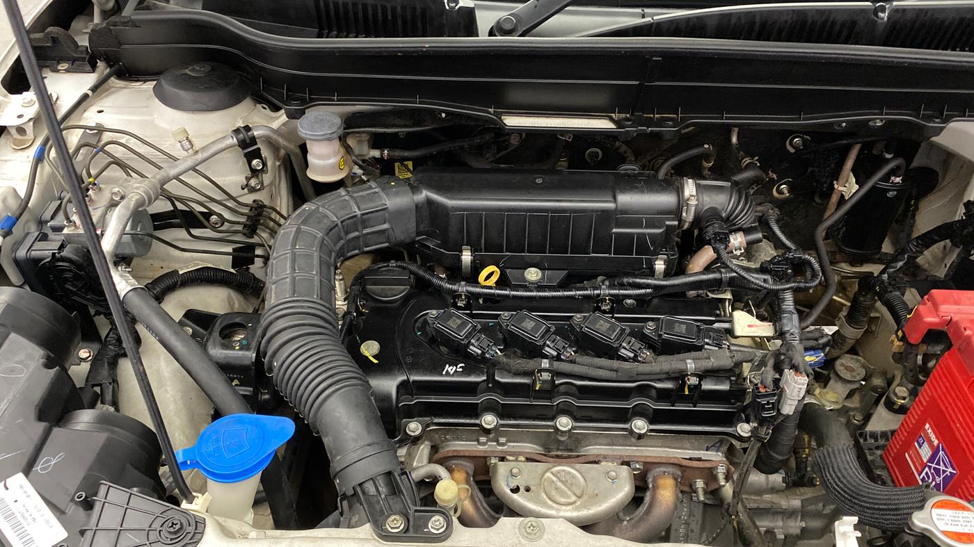 2021 Maruti Vitara Brezza LXI, Petrol, Manual, 20,608 km, Engine View - Right