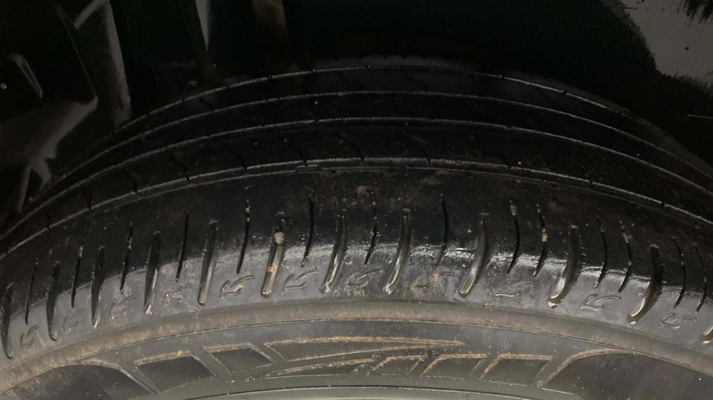 2021 Maruti Vitara Brezza LXI, Petrol, Manual, 20,608 km, Right Rear Tyre Tread
