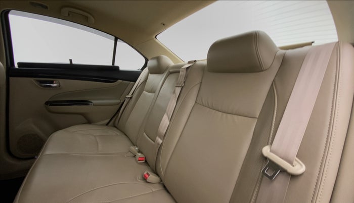 2018 Maruti Ciaz ALPHA 1.4 VVT AMT, Petrol, Automatic, 16,986 km, Right Side Rear Door Cabin