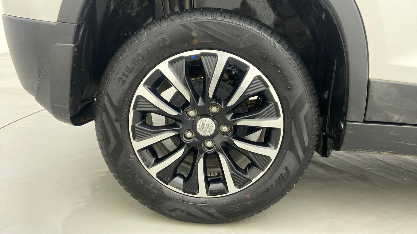2021 Maruti Vitara Brezza ZXI +, Petrol, Manual, 9,173 km, Right Rear Wheel