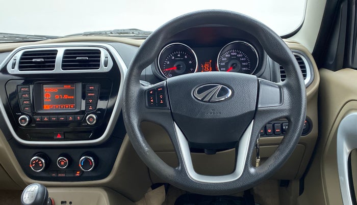 2016 Mahindra TUV300 T8, Diesel, Manual, 80,334 km, Steering Wheel Close Up