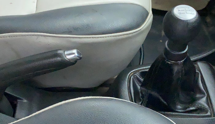 2014 Maruti Swift VDI, Diesel, Manual, 62,238 km, Gear Lever