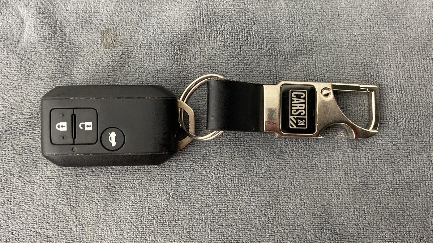 2022 Maruti Dzire ZXI CNG, CNG, Manual, 11,076 km, Key Close Up