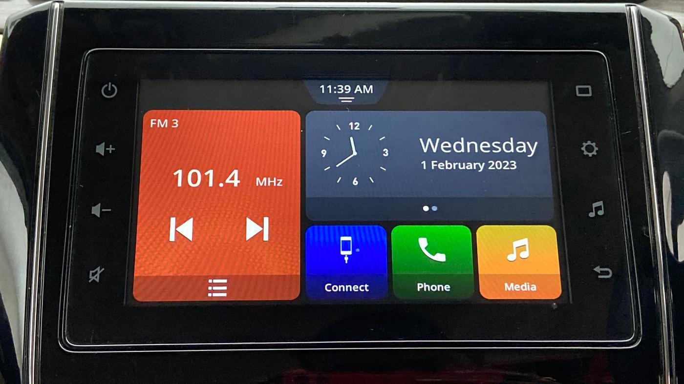 2022 Maruti Dzire ZXI CNG, CNG, Manual, 11,076 km, Infotainment System
