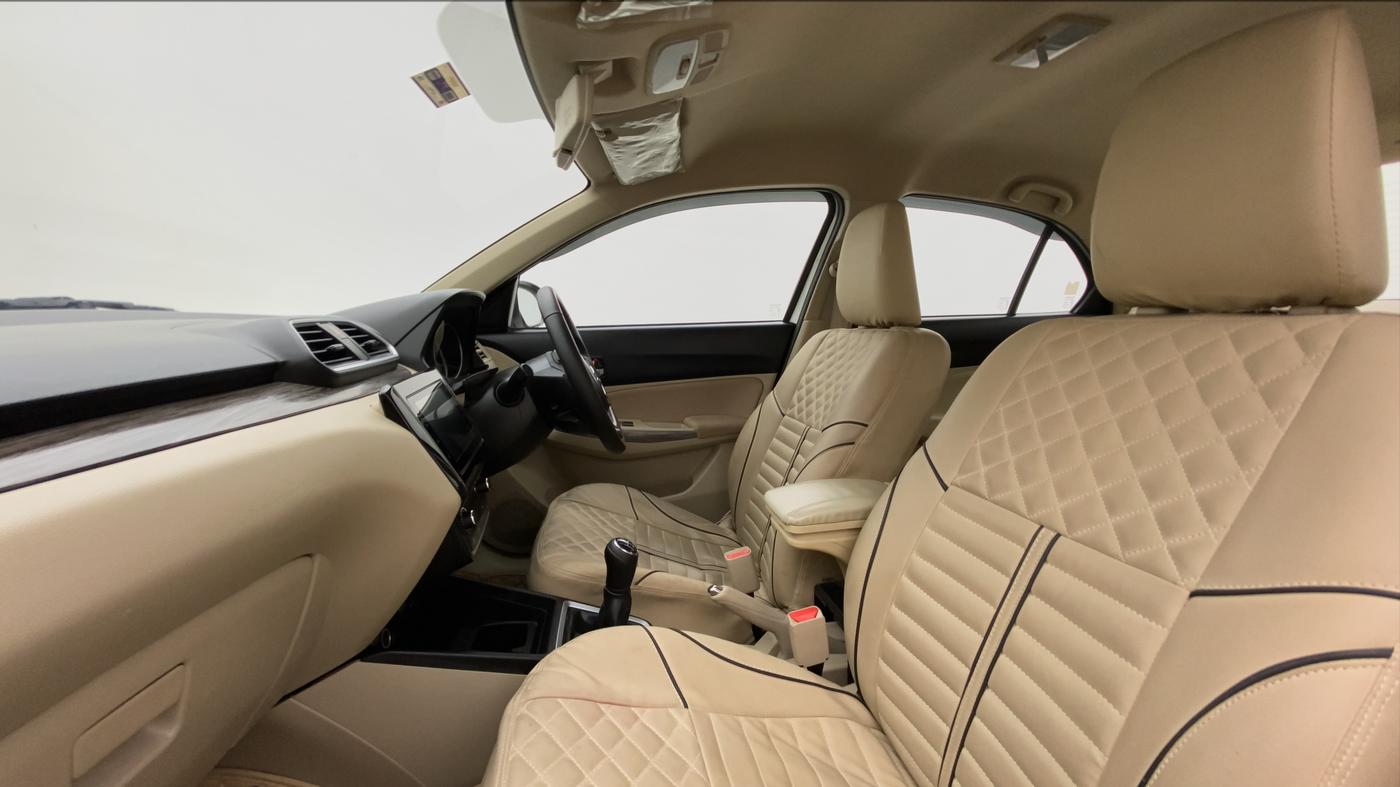 2022 Maruti Dzire ZXI CNG, CNG, Manual, 11,076 km, Right Side Front Door Cabin