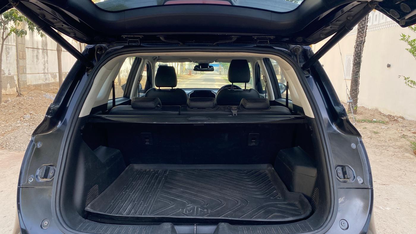 2019 MG HECTOR SHARP 1.5 DCT PETROL, Petrol, Automatic, 1,18,069 km, Boot Inside
