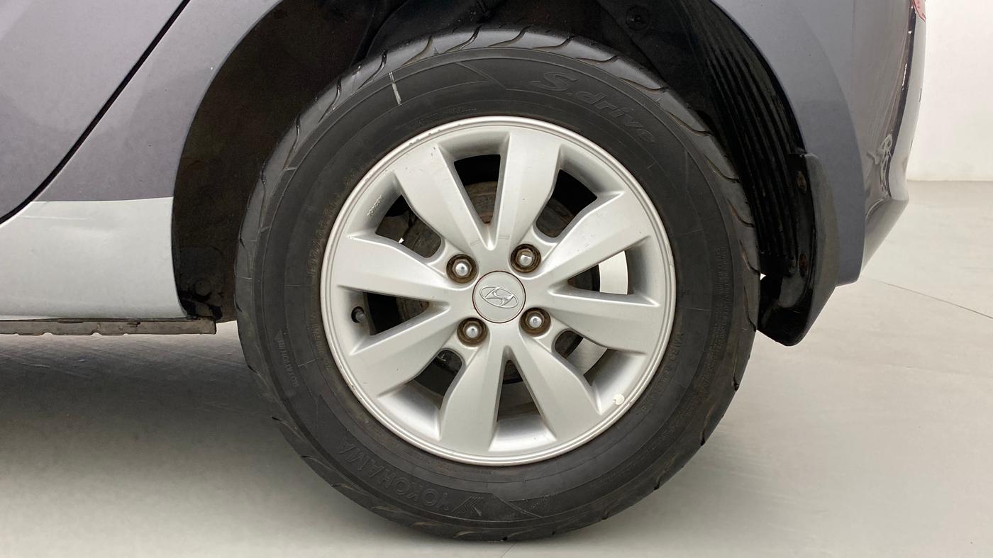 2014 Hyundai i20 SPORTZ 1.2, Petrol, Manual, 76,215 km, Left Rear Wheel