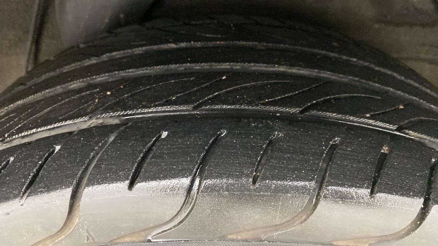 2014 Hyundai i20 SPORTZ 1.2, Petrol, Manual, 76,215 km, Left Rear Tyre Tread