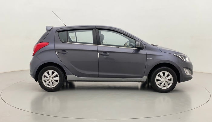 2014 Hyundai i20 SPORTZ 1.2, Petrol, Manual, 76,215 km, Right Side View