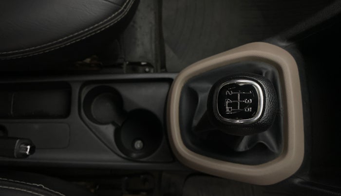 2016 Hyundai Grand i10 SPORTZ 1.2 KAPPA VTVT, Petrol, Manual, 45,125 km, Gear Lever