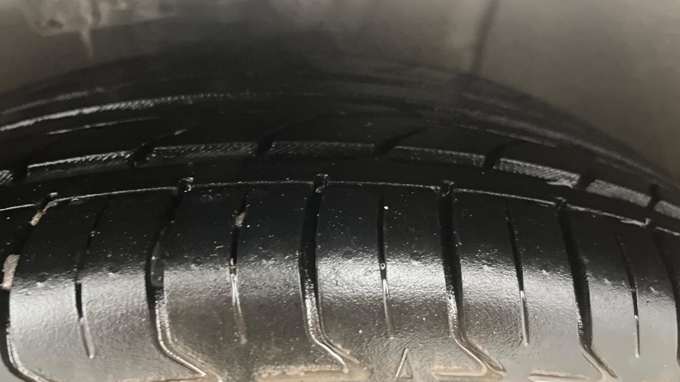 2019 Hyundai Verna 1.6 VTVT SX + AT, Petrol, Automatic, 74,540 km, Right Front Tyre Tread