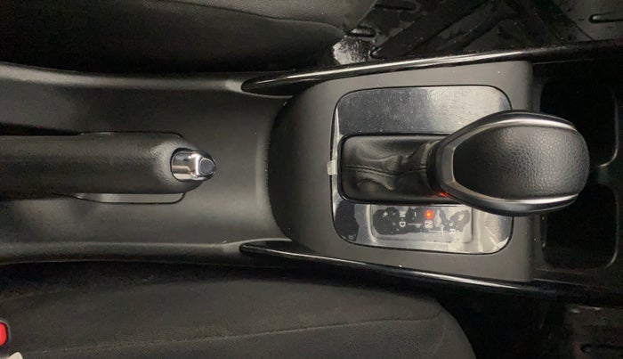 2023 Toyota Glanza G AMT, Petrol, Automatic, 12,325 km, Gear Lever