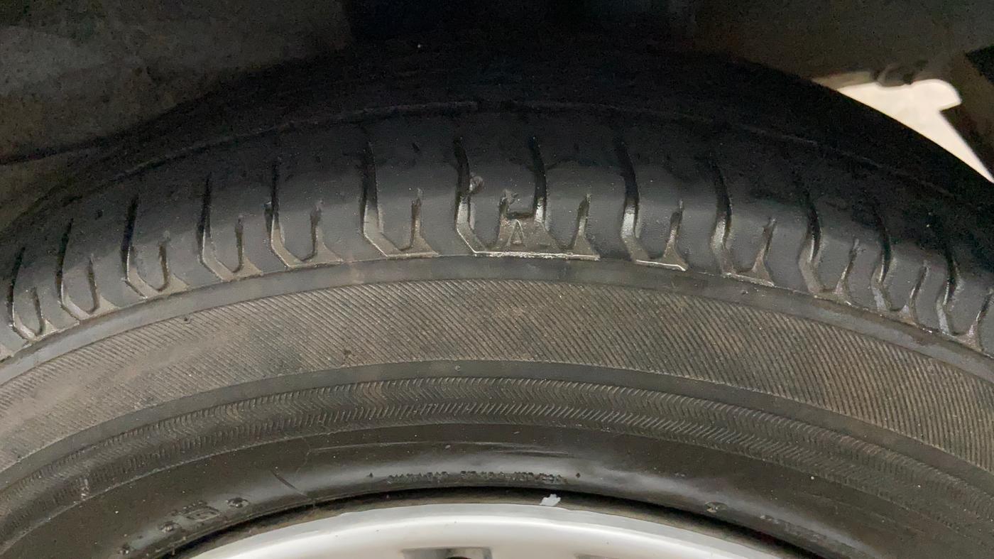 2019 Hyundai NEW SANTRO MAGNA, Petrol, Manual, 50,484 km, Left Rear Tyre Tread