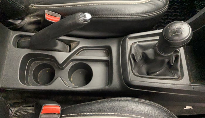 2021 Maruti Vitara Brezza LXI, Petrol, Manual, 28,215 km, Gear Lever