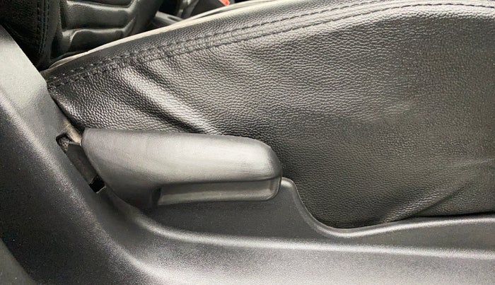 2021 Maruti Vitara Brezza LXI, Petrol, Manual, 28,215 km, Driver Side Adjustment Panel