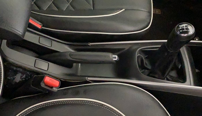2020 Maruti Baleno ALPHA PETROL 1.2, Petrol, Manual, 52,896 km, Gear Lever