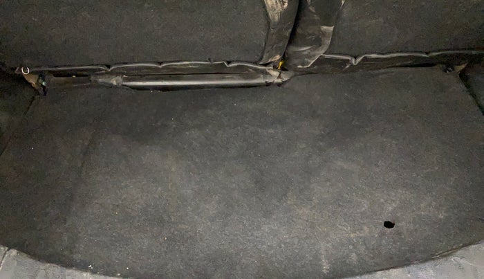 2017 Maruti Wagon R 1.0 VXI AMT, Petrol, Automatic, 58,211 km, Boot Inside