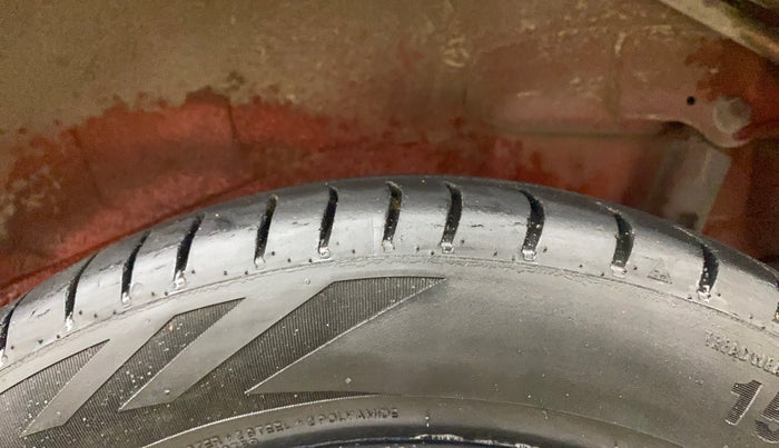 2017 Maruti Wagon R 1.0 VXI AMT, Petrol, Automatic, 58,211 km, Left Rear Tyre Tread