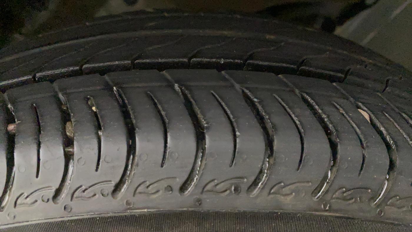 2022 Honda Amaze 1.2L I-VTEC VX, Petrol, Manual, 8,211 km, Left Front Tyre Tread