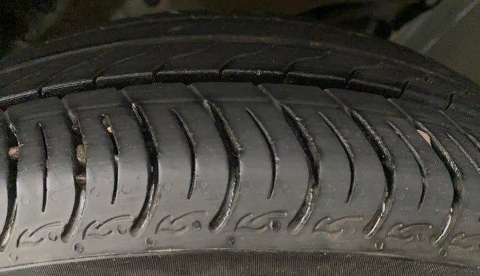 2022 Honda Amaze 1.2L I-VTEC VX, Petrol, Manual, 8,211 km, Left Front Tyre Tread