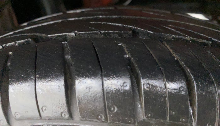 2012 Maruti Alto K10 VXI, Petrol, Manual, 34,920 km, Left Rear Tyre Tread