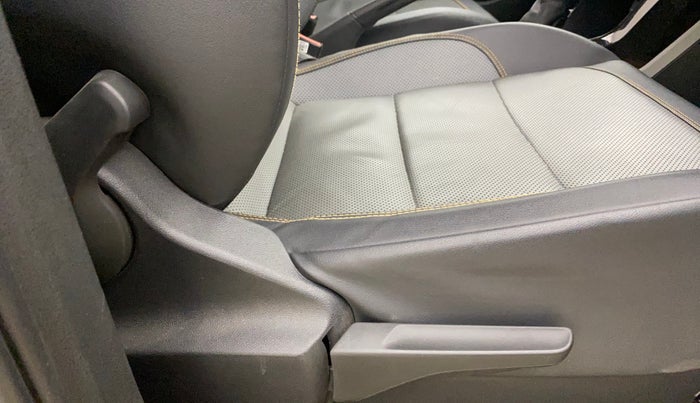 2021 Skoda KUSHAQ STYLE 1.0L TSI AT, Petrol, Automatic, 25,529 km, Driver Side Adjustment Panel