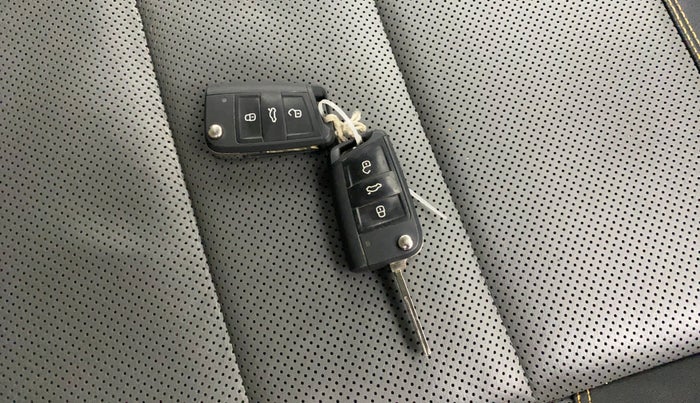 2021 Skoda KUSHAQ STYLE 1.0L TSI AT, Petrol, Automatic, 25,529 km, Key Close Up