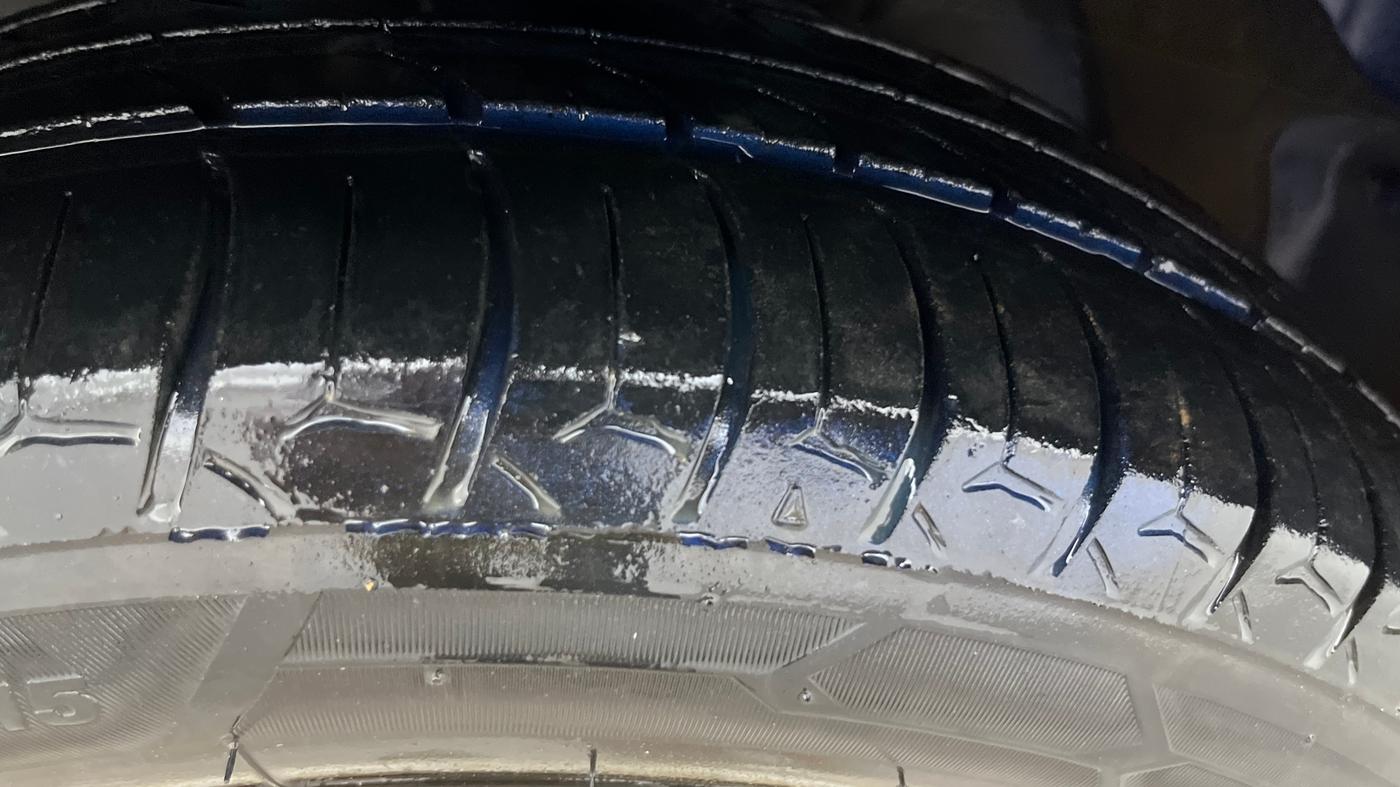 2015 Tata Zest XMS PETROL, Petrol, Manual, 69,960 km, Left Front Tyre Tread