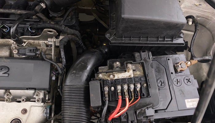 2016 Volkswagen Polo HIGHLINE1.2L, Petrol, Manual, 97,298 km, Engine View - Left