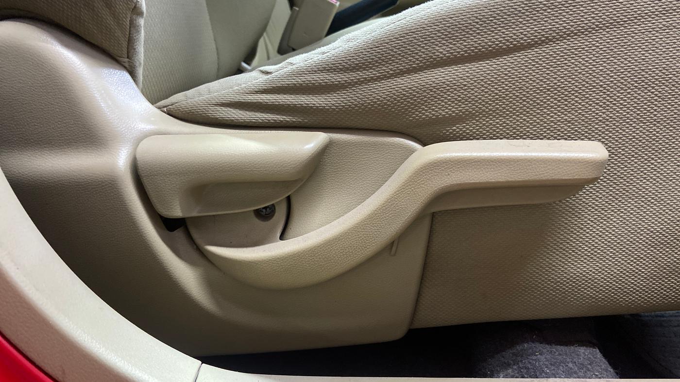 2014 Honda Brio S MT, Petrol, Manual, 54,821 km, Driver Side Adjustment Panel