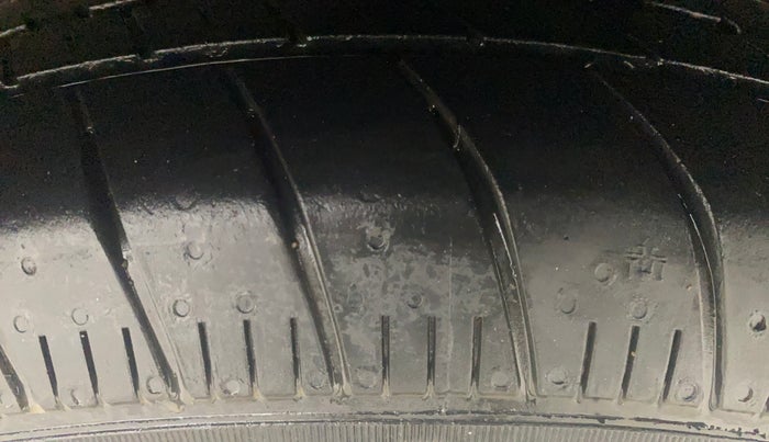 2015 Honda Mobilio 1.5L I-DTEC V, Diesel, Manual, 93,949 km, Left Rear Tyre Tread