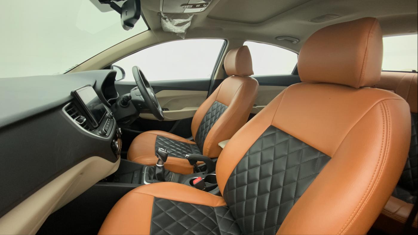2020 Hyundai Verna SX 1.5 VTVT, Petrol, Manual, 50,413 km, Right Side Front Door Cabin