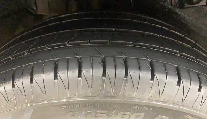 2019 Tata NEXON XMA PETROL, Petrol, Automatic, 93,060 km, Right Rear Tyre Tread